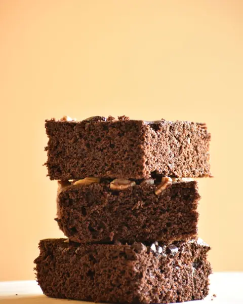 Eggless fudge brownies